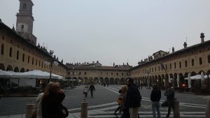Alla piacevole scoperta delle bellezze della Certosa di Pavia e della città di Vigevano